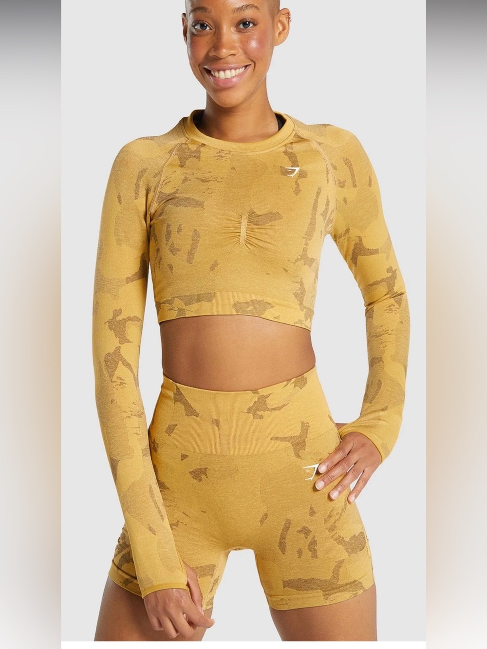 Gymshark Adapt Camo Seamless Long Sleeve Crop Top Size M Savanna Yellow